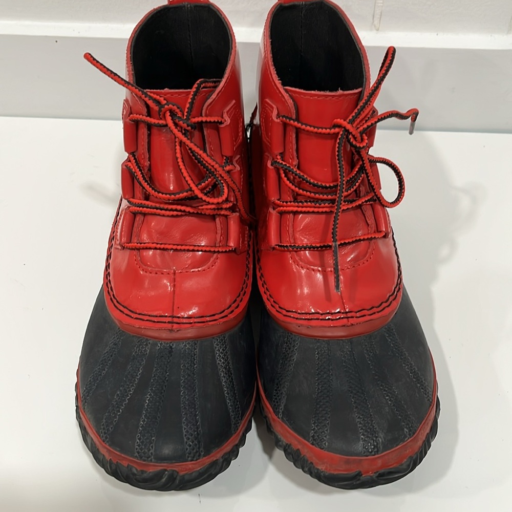 Sorel Rain Boots Red Leather Patten Duck Lace up Woman’s 9